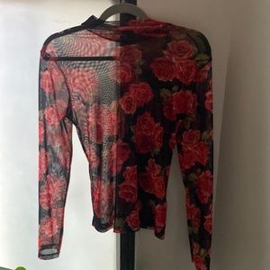 Mesh rose top